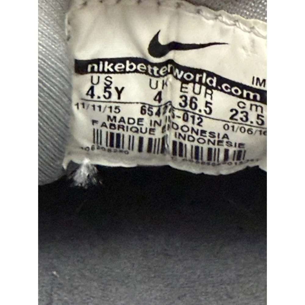 Nike Air Huarache Run GS Gray White Sneakers Youth Size 4.5Y Boys Girls Running
